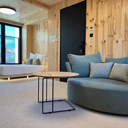 Vtz Minimal Apartment *
